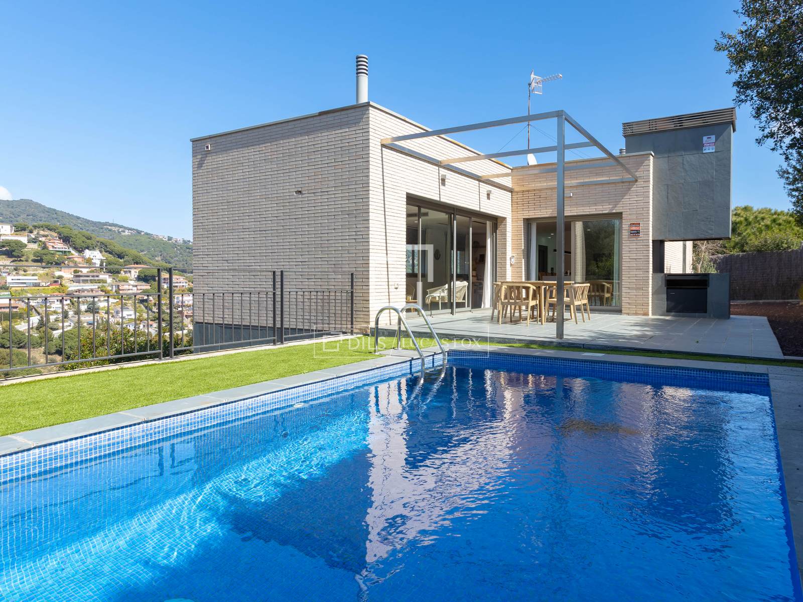 Huvila Alella, Barcelona, Espanja 4 makuuhuonetta, 332 m2 No. 164603