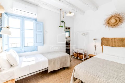 Villa for sale in Sitges, Barcelona, Spain 3 bedrooms, 125 sq.m. No. 164599 - photo 25