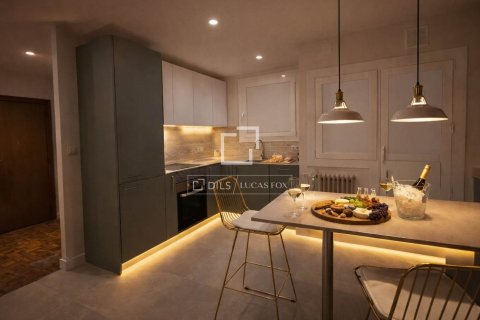 Huoneisto myytävänä Barcelona, Espanja, 3 makuuhuonetta, 106 m2 No. 164602 - kuva 4