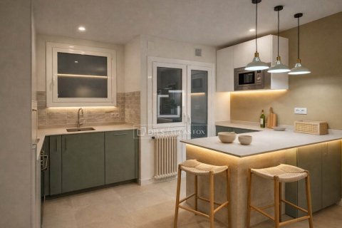 Huoneisto myytävänä Barcelona, Espanja, 3 makuuhuonetta, 106 m2 No. 164602 - kuva 30