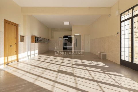 Huoneisto myytävänä Barcelona, Espanja, 2 makuuhuonetta, 60 m2 No. 164600 - kuva 5