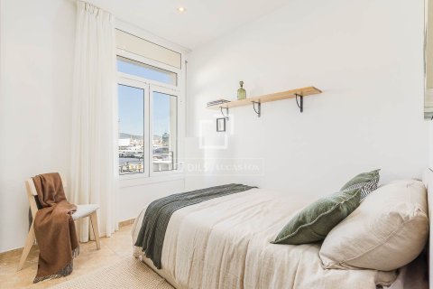 Huoneisto myytävänä Barcelona, Espanja, 2 makuuhuonetta, 60 m2 No. 164600 - kuva 24
