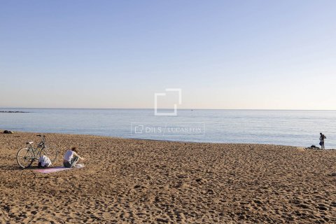 Huoneisto myytävänä Barcelona, Espanja, 2 makuuhuonetta, 60 m2 No. 164600 - kuva 11