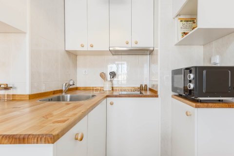 Huoneisto myytävänä Barcelona, Espanja, 2 makuuhuonetta, 60 m2 No. 164600 - kuva 19