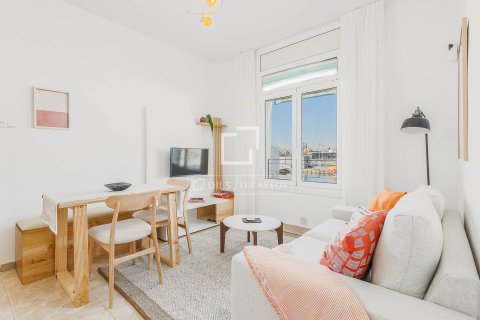 Huoneisto myytävänä Barcelona, Espanja, 2 makuuhuonetta, 60 m2 No. 164600 - kuva 27