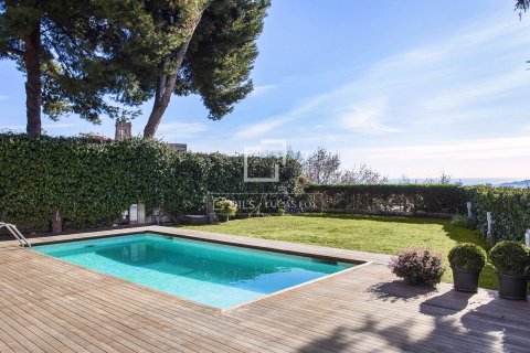 Villa à Barcelona, Espagne 6 chambres, 678 m2 No. 164605