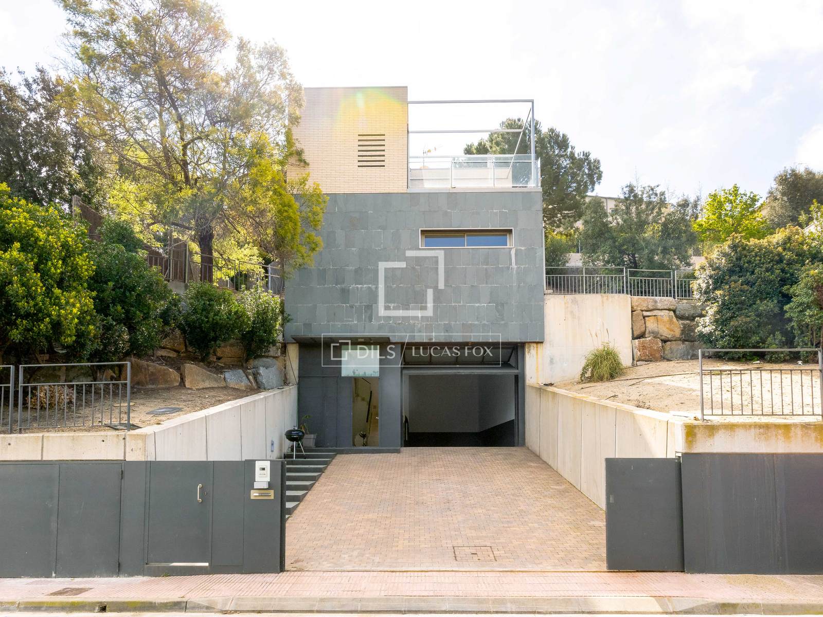 Villa a Alella, Barcelona, Spagna 4 camere da letto, 330 mq. N° 164601
