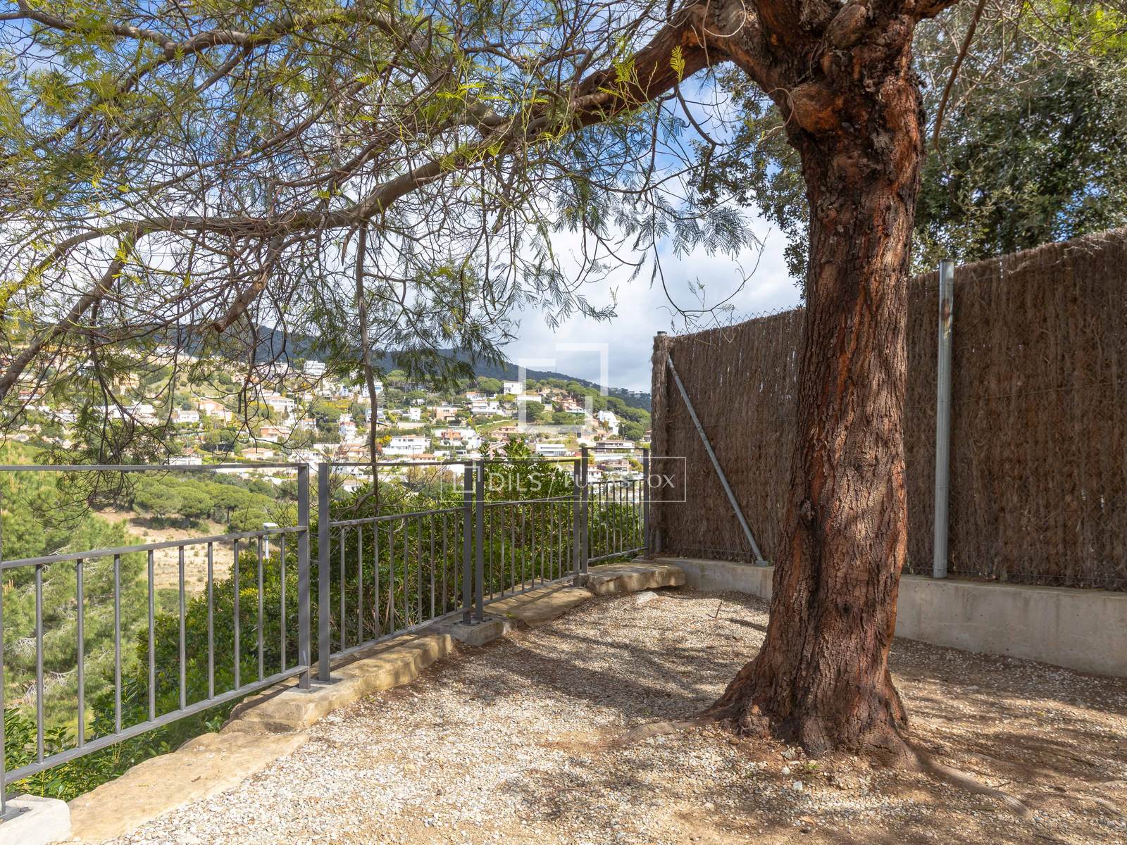 Villa a Alella, Barcelona, Spagna 4 camere da letto, 330 mq. N° 164601