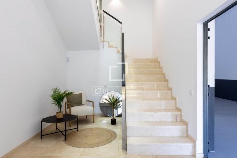 Villa for sale in Alella, Barcelona, Spain 4 bedrooms, 330 sq.m. No. 164601 - photo 27