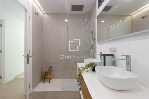 Villa for sale in Alella, Barcelona, Spain 4 bedrooms, 330 sq.m. No. 164601 - photo 22