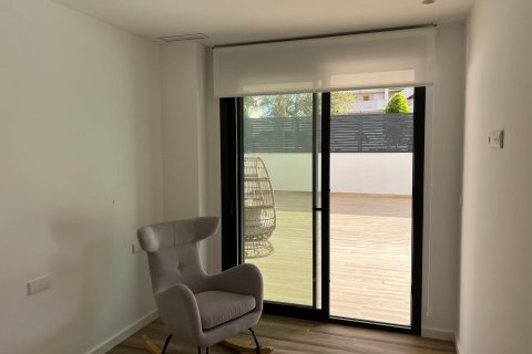 Huoneisto vuokrattavana Los Arenales Del Sol, Alicante, Espanja, 2 makuuhuonetta, 150 m2 No. 138940 - kuva 20