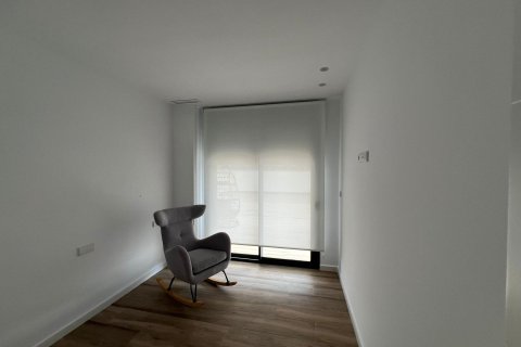 Huoneisto vuokrattavana Los Arenales Del Sol, Alicante, Espanja, 2 makuuhuonetta, 150 m2 No. 138940 - kuva 19