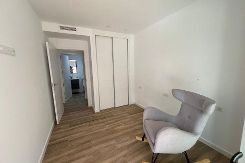 Huoneisto vuokrattavana Los Arenales Del Sol, Alicante, Espanja, 2 makuuhuonetta, 150 m2 No. 138940 - kuva 22