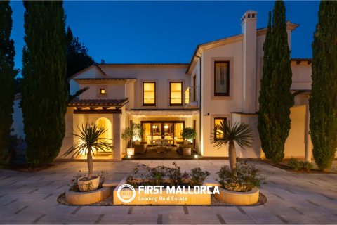 Huvila Santa Ponsa, Mallorca, Espanja 6 makuuhuonetta, 851 m2 No. 166313