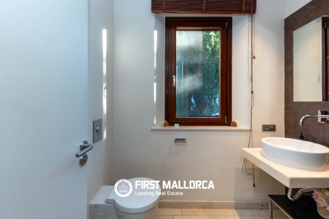 Huvila myytävänä Santa Ponsa, Mallorca, Espanja, 6 makuuhuonetta, 851 m2 No. 166313 - kuva 25