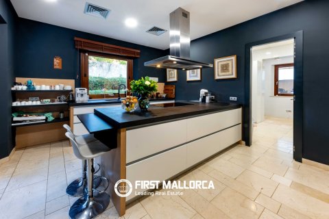 Huvila myytävänä Santa Ponsa, Mallorca, Espanja, 6 makuuhuonetta, 851 m2 No. 166313 - kuva 12