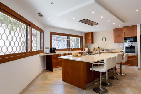 Villa in vendita a Cabrils, Barcelona, Spagna 6 camere da letto, 1157 mq. N° 166319 - foto 13