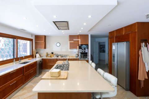 Villa in vendita a Cabrils, Barcelona, Spagna 6 camere da letto, 1157 mq. N° 166319 - foto 11