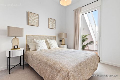 Huoneisto myytävänä Fuengirola, Malaga, Espanja, 3 makuuhuonetta, 122 m2 No. 71394 - kuva 13