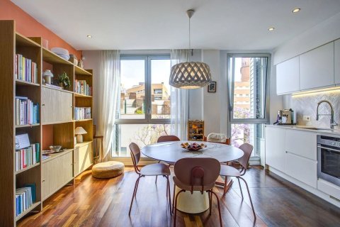 Huoneisto myytävänä Barcelona, Espanja, 2 makuuhuonetta, 83 m2 No. 194529 - kuva 26