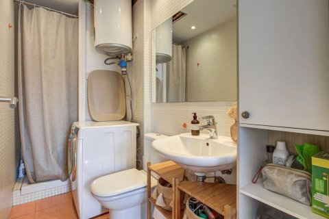 Huoneisto myytävänä Barcelona, Espanja, 2 makuuhuonetta, 83 m2 No. 194529 - kuva 17