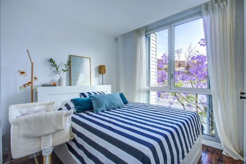 Huoneisto myytävänä Barcelona, Espanja, 2 makuuhuonetta, 83 m2 No. 194529 - kuva 22