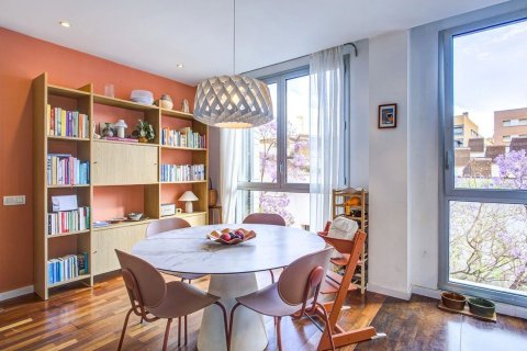 Huoneisto myytävänä Barcelona, Espanja, 2 makuuhuonetta, 83 m2 No. 194529 - kuva 25