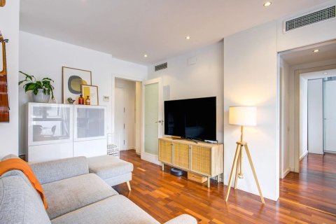Huoneisto myytävänä Barcelona, Espanja, 2 makuuhuonetta, 83 m2 No. 194529 - kuva 11