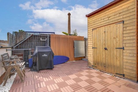 Huoneisto myytävänä Barcelona, Espanja, 2 makuuhuonetta, 83 m2 No. 194529 - kuva 3