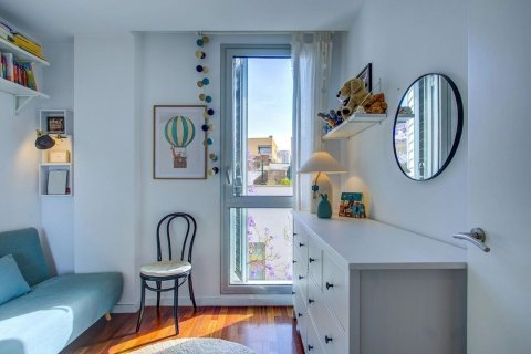 Huoneisto myytävänä Barcelona, Espanja, 2 makuuhuonetta, 83 m2 No. 194529 - kuva 8