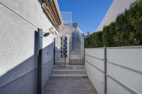 Villetta a schiera in vendita a Torrevieja, Alicante, Spagna 3 camere da letto, 70 mq. N° 155517 - foto 10