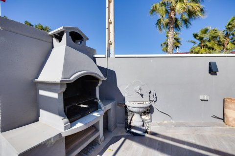 Villetta a schiera in vendita a Torrevieja, Alicante, Spagna 3 camere da letto, 70 mq. N° 155517 - foto 8