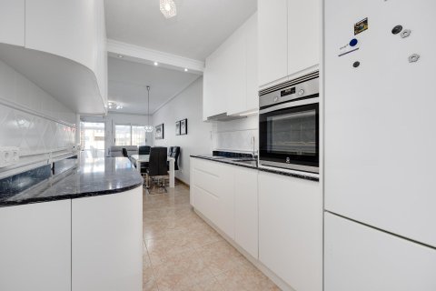 Villetta a schiera in vendita a Torrevieja, Alicante, Spagna 3 camere da letto, 70 mq. N° 155517 - foto 4