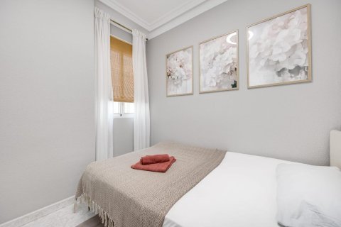 Apartment à vendre à Torrevieja, Alicante, Espagne, 2 chambres, 72 m2 No. 155516 - photo 10