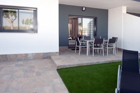 Продажа квартиры в Пилар де ла Орадада, Аликанте, Испания 2 спальни,  №155515 - фото 15