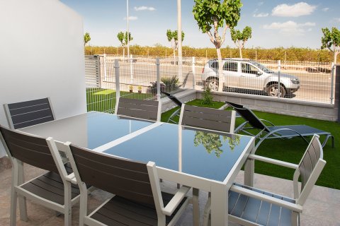 Продажа квартиры в Пилар де ла Орадада, Аликанте, Испания 2 спальни,  №155515 - фото 17