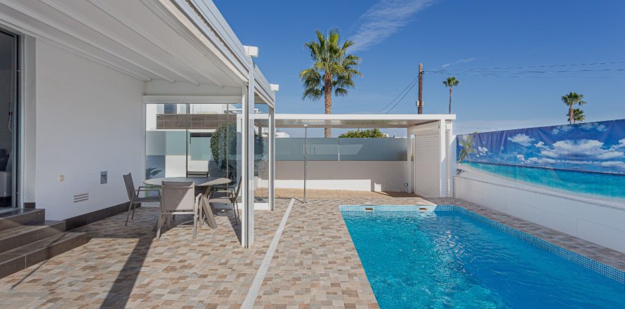 Villa i Alicante, Spanien 3 sovrum, 108 kvm. Nr. 155513