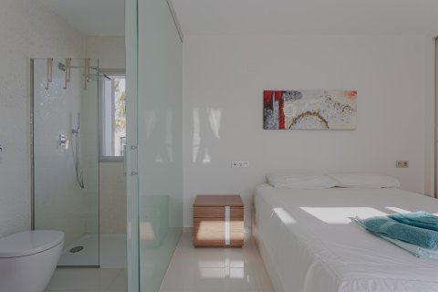 Villa till salu i Alicante, Spanien 3 sovrum, 108 kvm. Nr. 155513 - foto 21