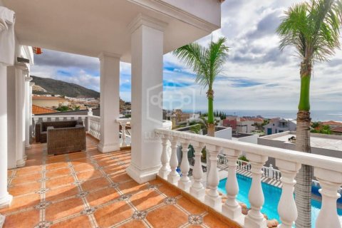Villa à vendre à Adeje, Tenerife, Espagne, 4 chambres, 239 m2 No. 194463 - photo 2