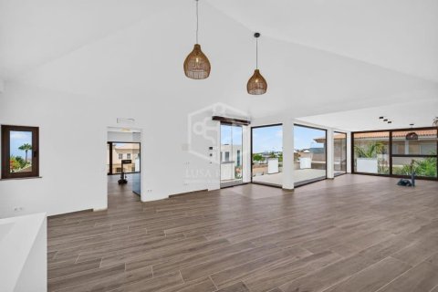 Villa à vendre à Adeje, Tenerife, Espagne, 5 chambres, 343 m2 No. 194462 - photo 10