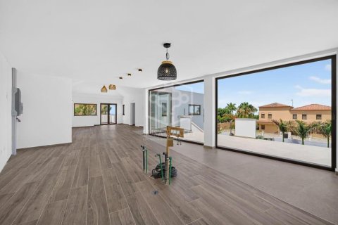 Villa à vendre à Adeje, Tenerife, Espagne, 5 chambres, 343 m2 No. 194462 - photo 6
