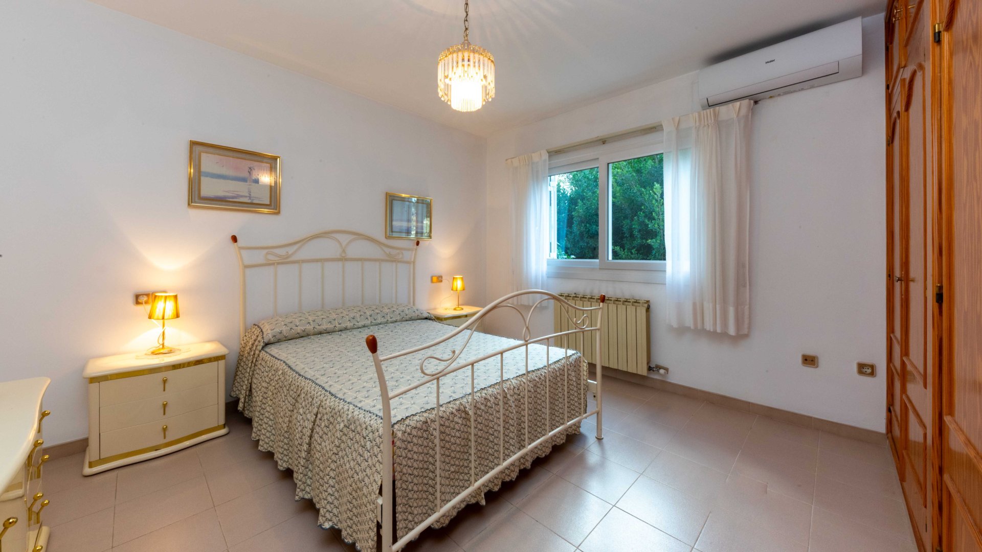 Villa en Cas Catala, Mallorca, España 5 dormitorios, 409 m2 No. 146540