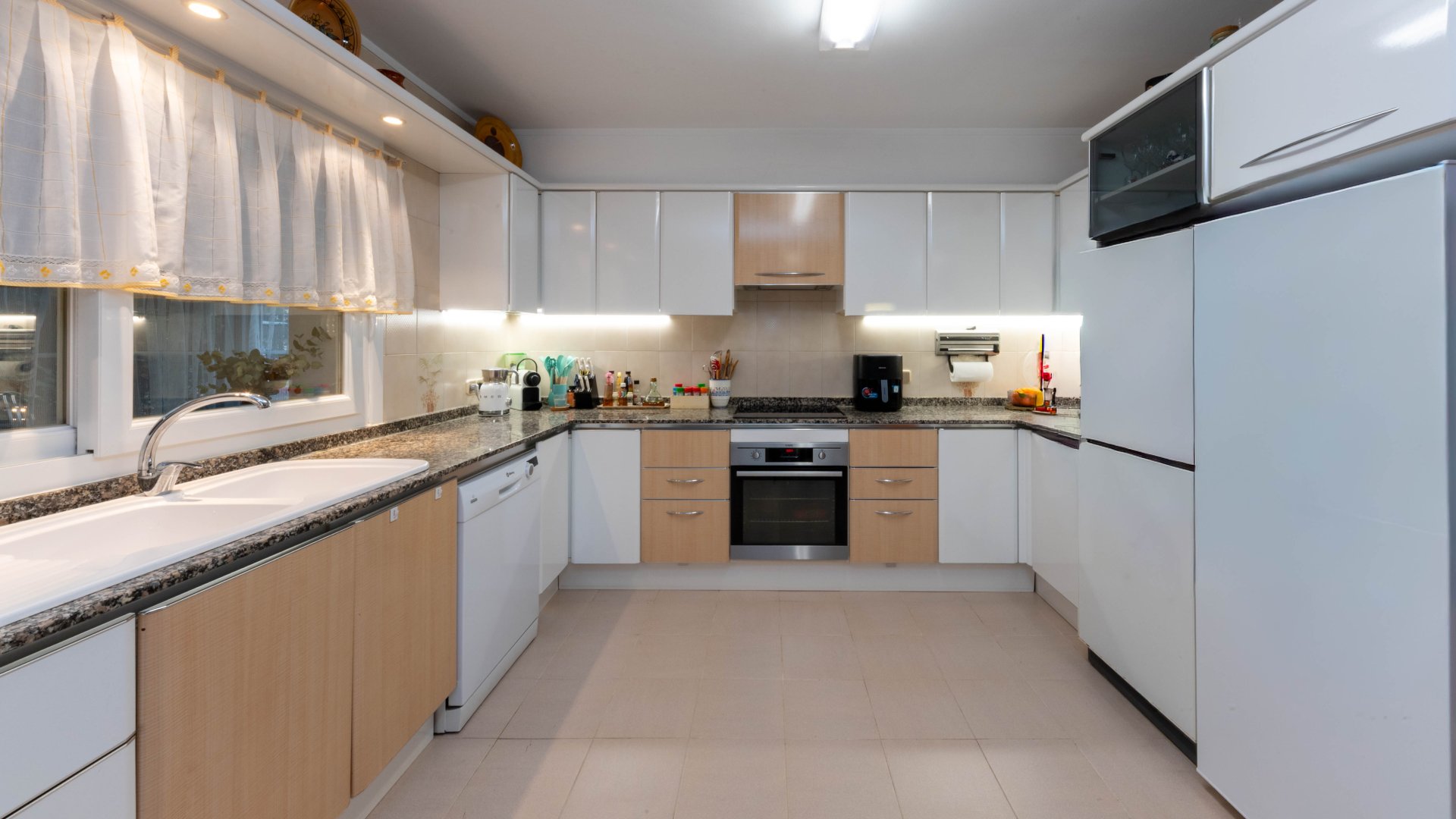 Villa en Cas Catala, Mallorca, España 5 dormitorios, 409 m2 No. 146540