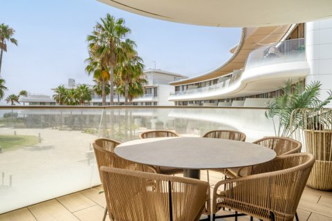 Apartment à vendre à Estepona, Malaga, Espagne, 3 chambres, 180 m2 No. 161014 - photo 2