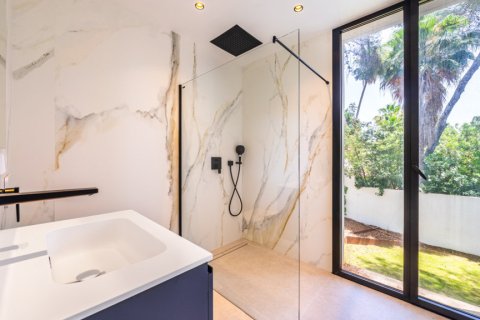 Huvila myytävänä Marbella, Malaga, Espanja, 5 makuuhuonetta, 683 m2 No. 161015 - kuva 12