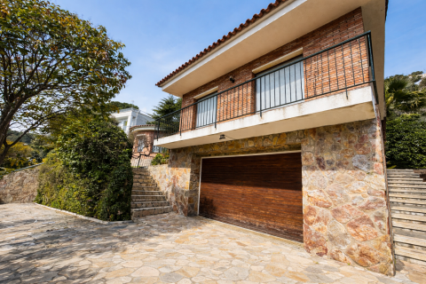 Dom w Blanes, Girona, Hiszpania 4 sypialnie, 235 mkw. nr 161017 – zdjęcie 20