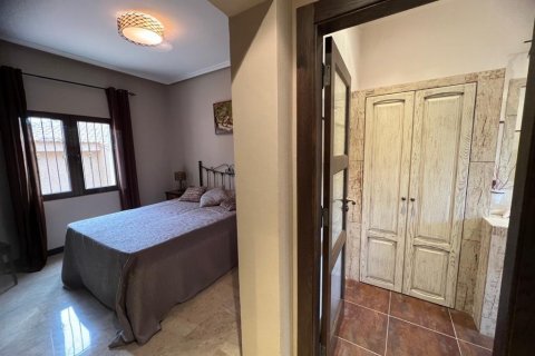 Villa till salu Dona Pepa, Alicante, Spanien 7 sovrum, 434 kvm. Nr. 116760 - foto 14