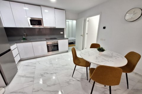 Apartament w Torrevieja, Alicante, Hiszpania 81 mkw. nr 167640 – zdjęcie 2