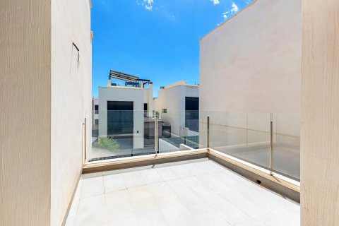 Villa for sale in La Florida, Alicante, Spain 3 bedrooms, 140 sq.m. No. 167639 - photo 4