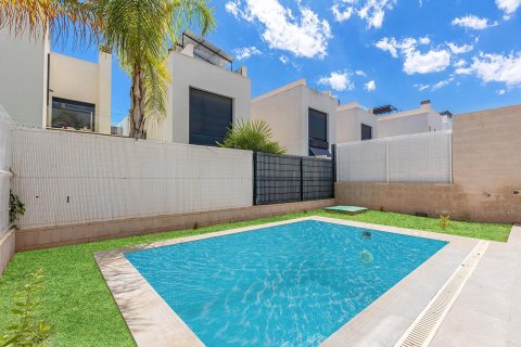 Villa for sale in La Florida, Alicante, Spain 3 bedrooms, 140 sq.m. No. 167639 - photo 28